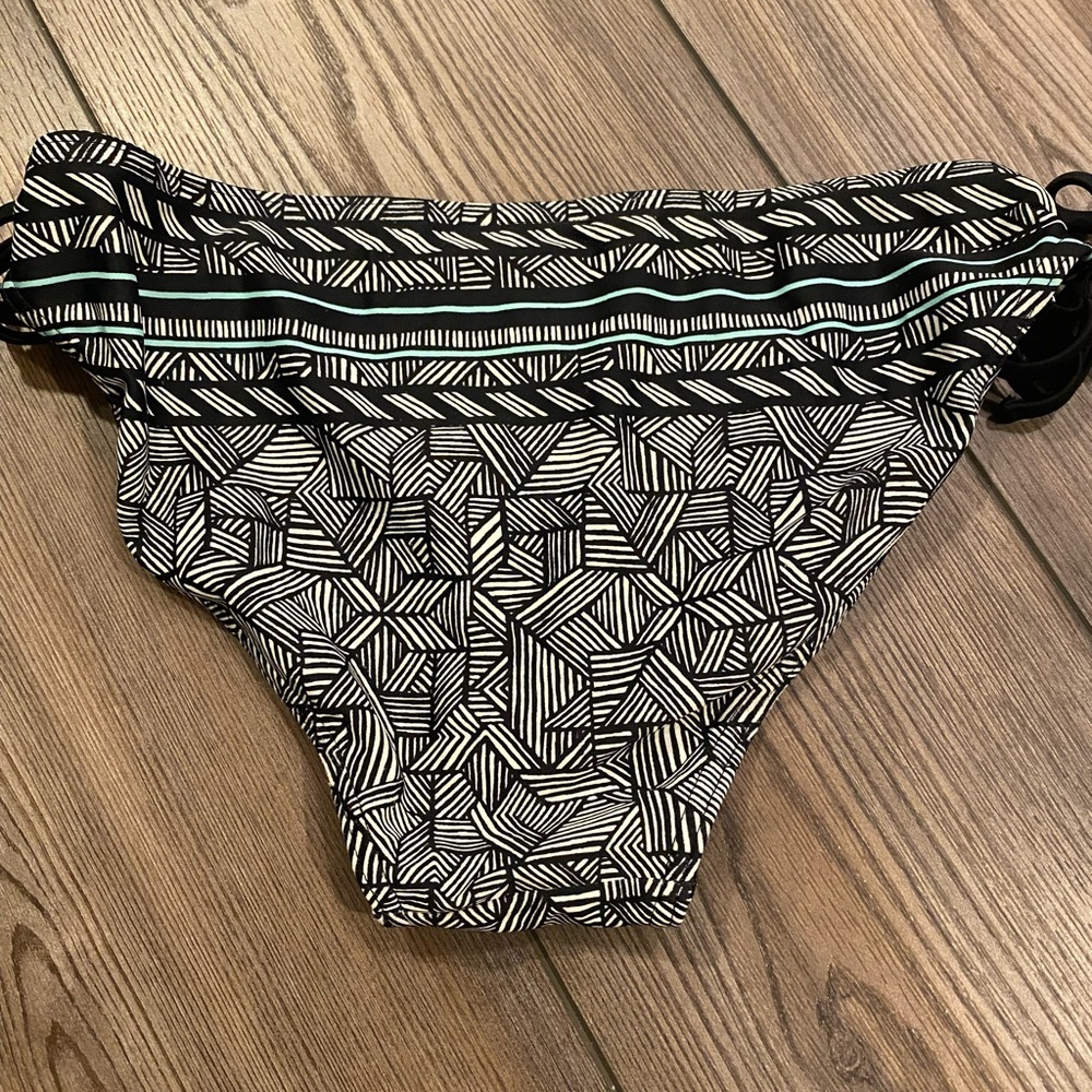 Athleta tribal pattern string bikini bottom